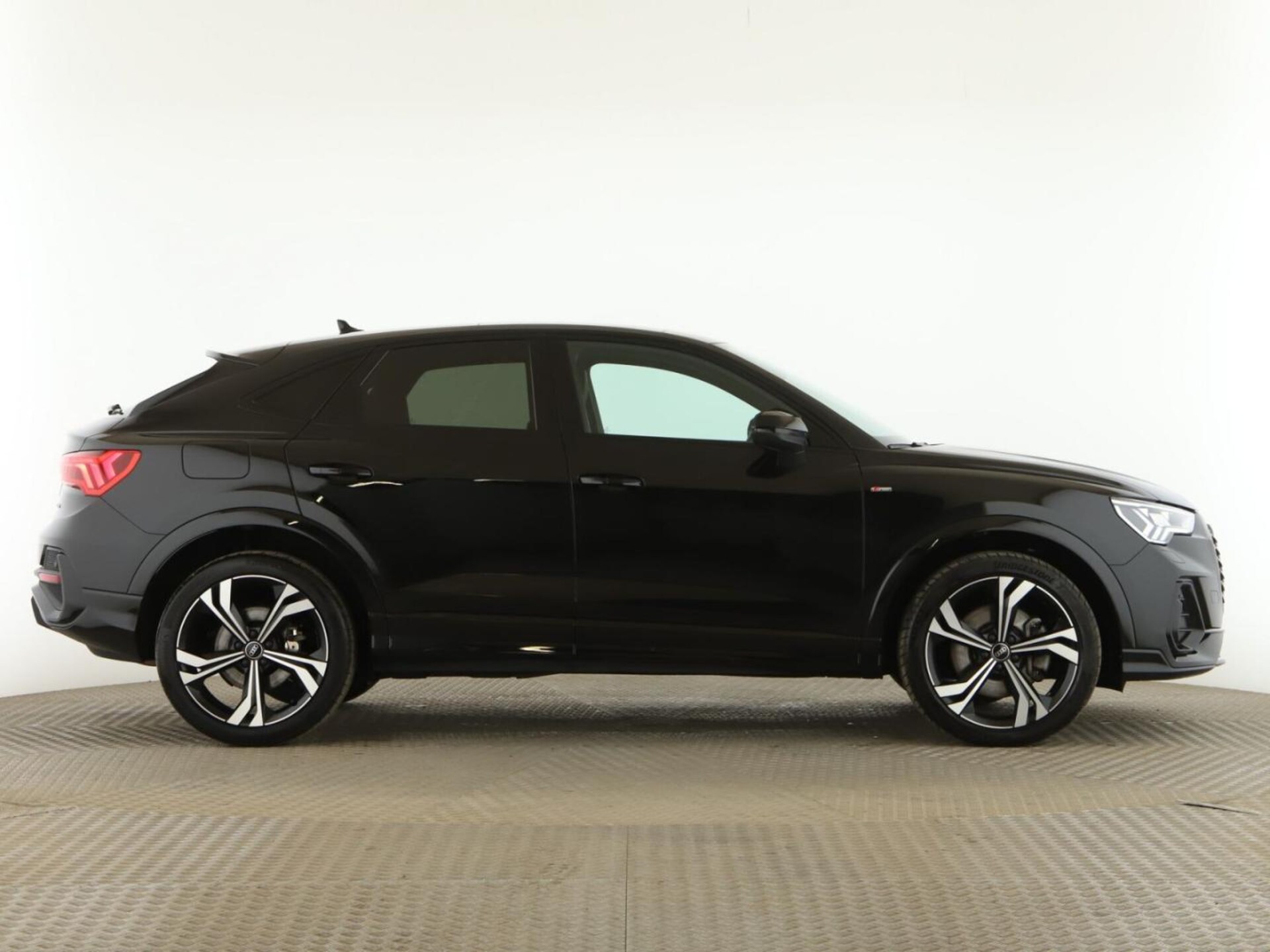 Audi Q3 Sportback S line