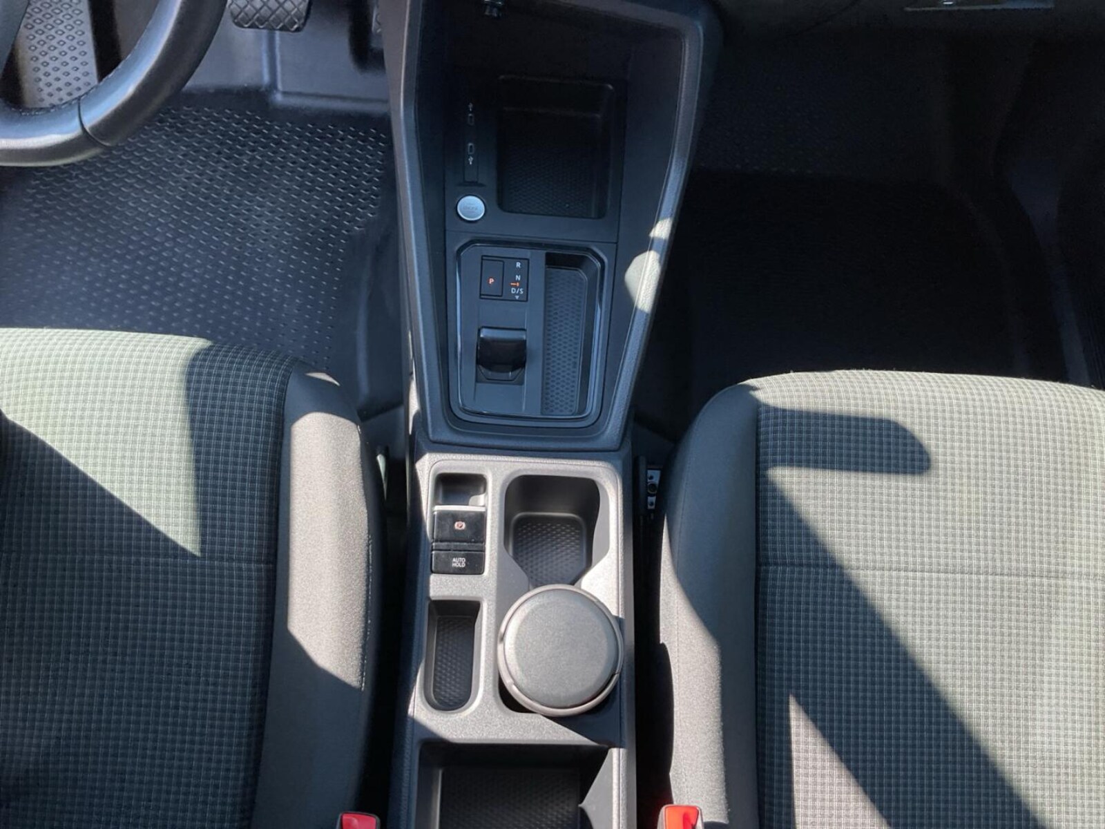 Volkswagen Caddy Maxi Cargo – Bild 7