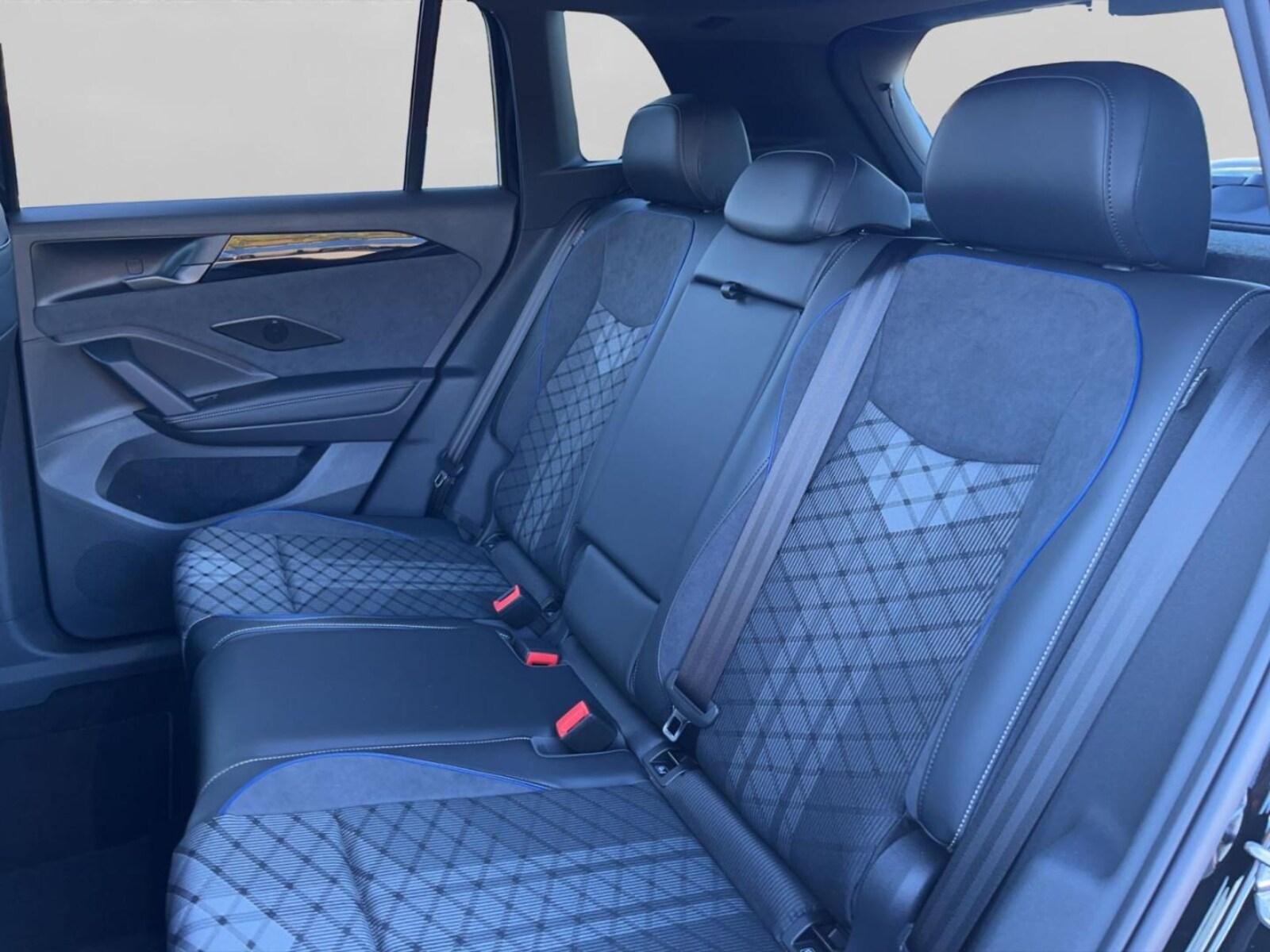 Volkswagen Tiguan – Bild 13