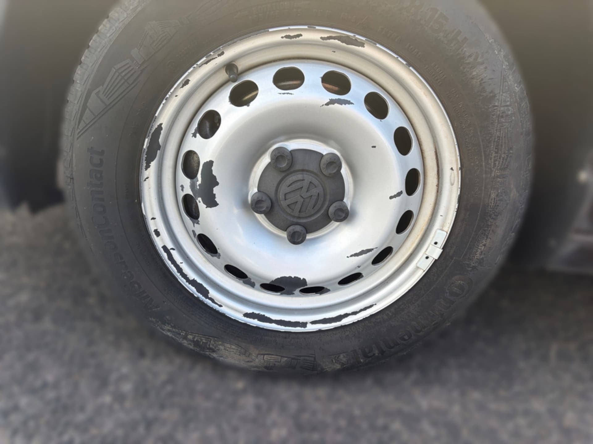 Volkswagen Caddy Kombi Basis-Modell