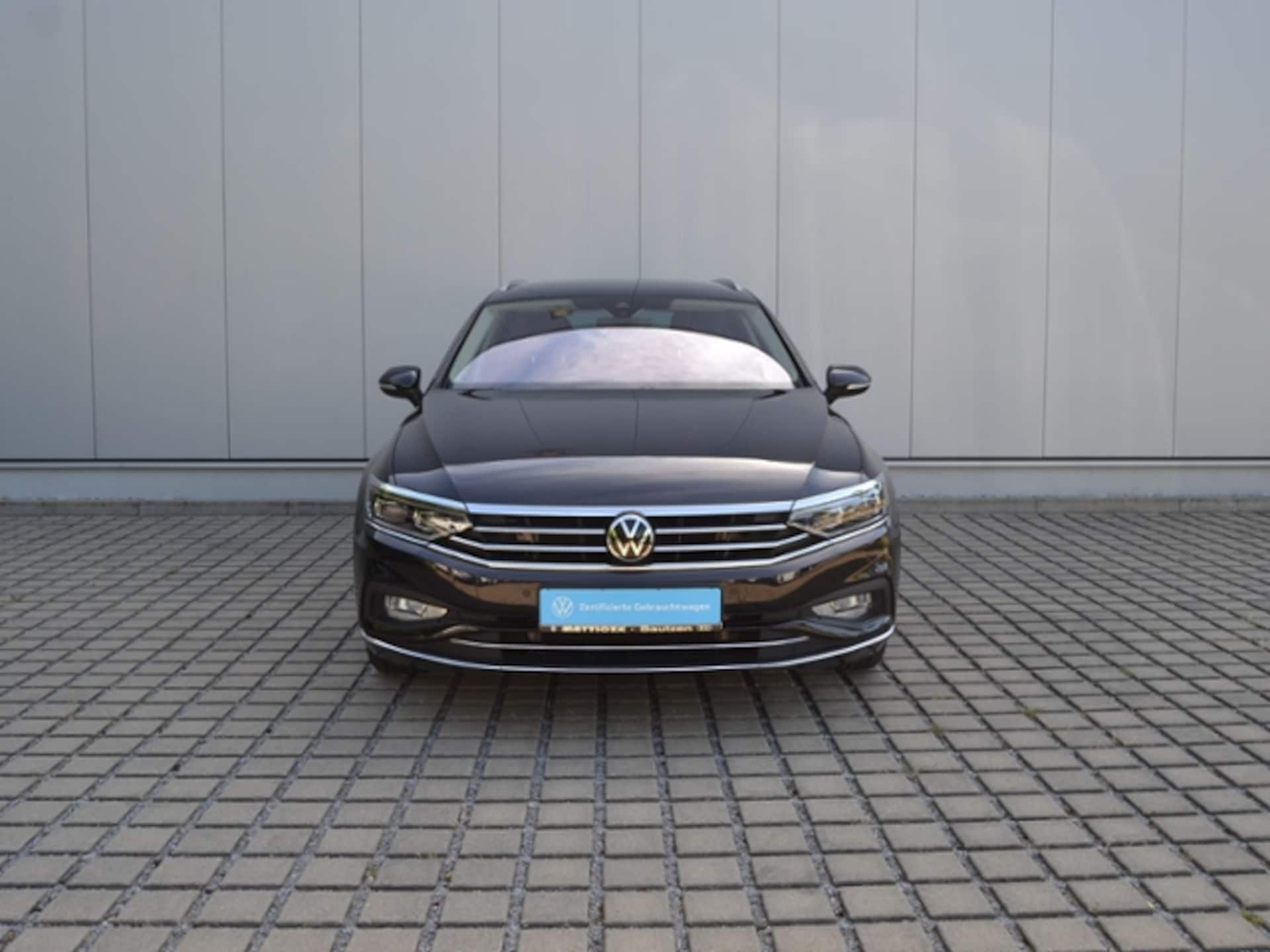 Volkswagen Passat Variant Elegance