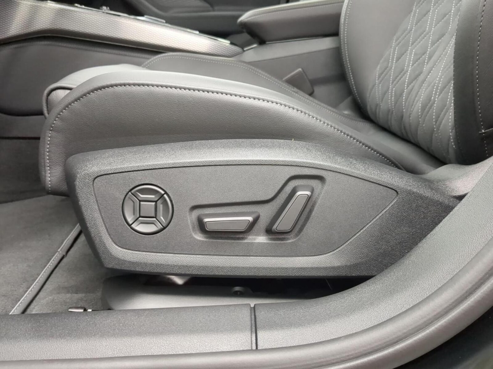 Audi A6 Avant – Bild 12