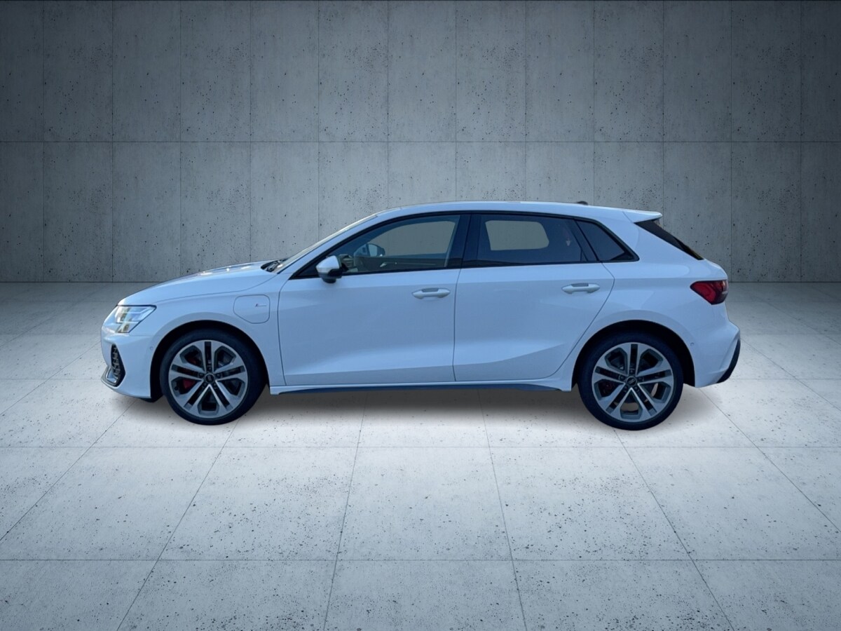 Image about Audi A3 Sportback TFSI e S line 45 TFSI e S tronic