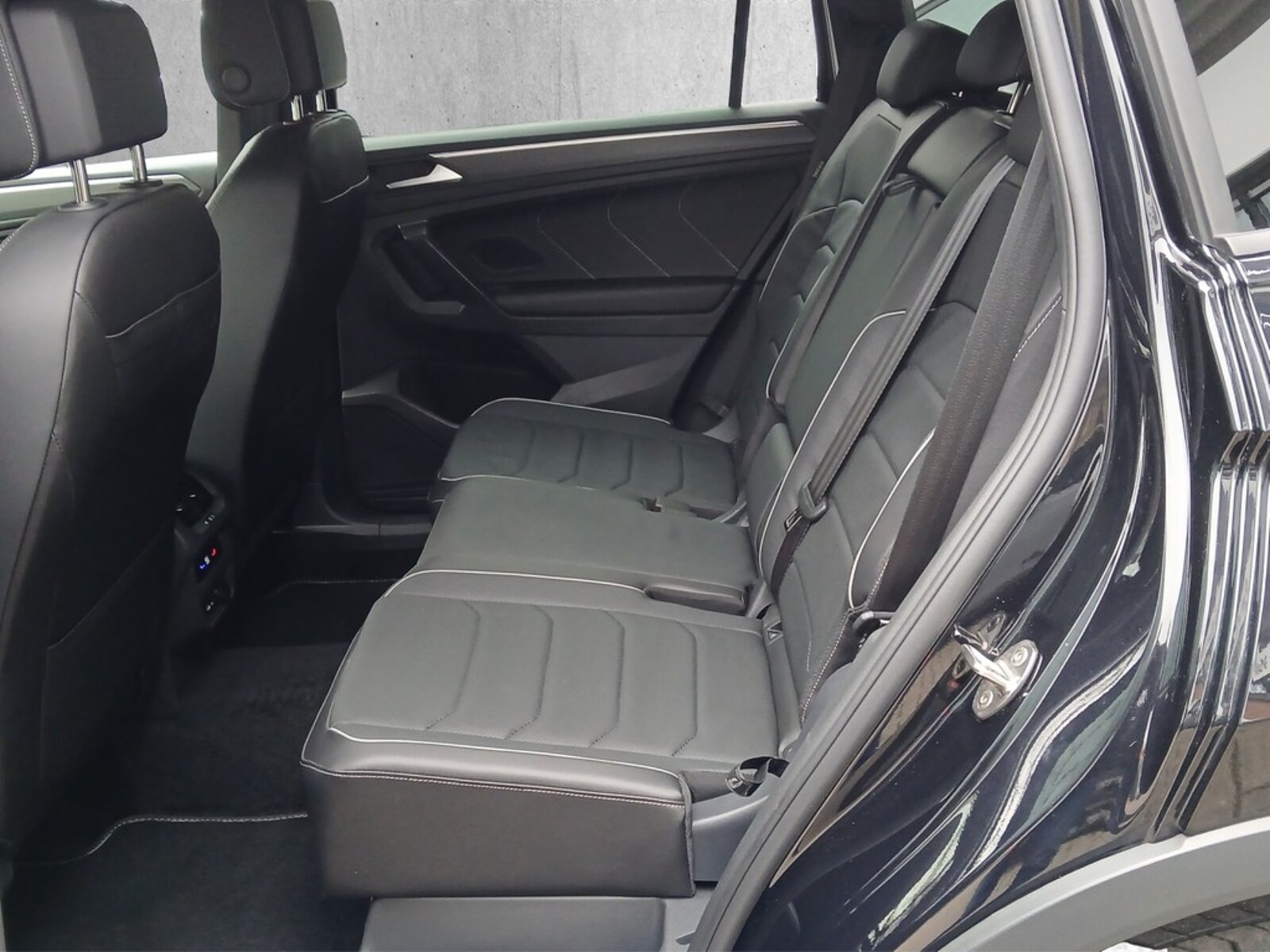 Volkswagen Tiguan Allspace – Bild 11