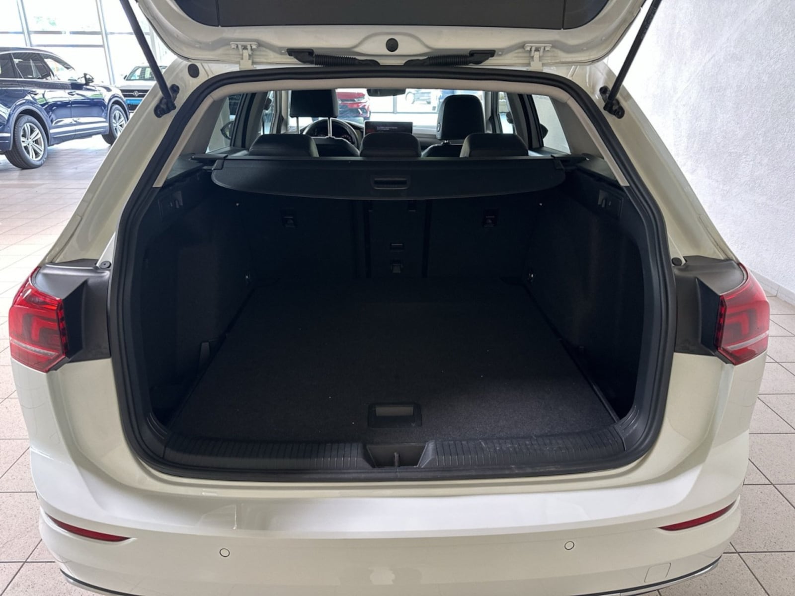 Volkswagen Golf Variant – Bild 7