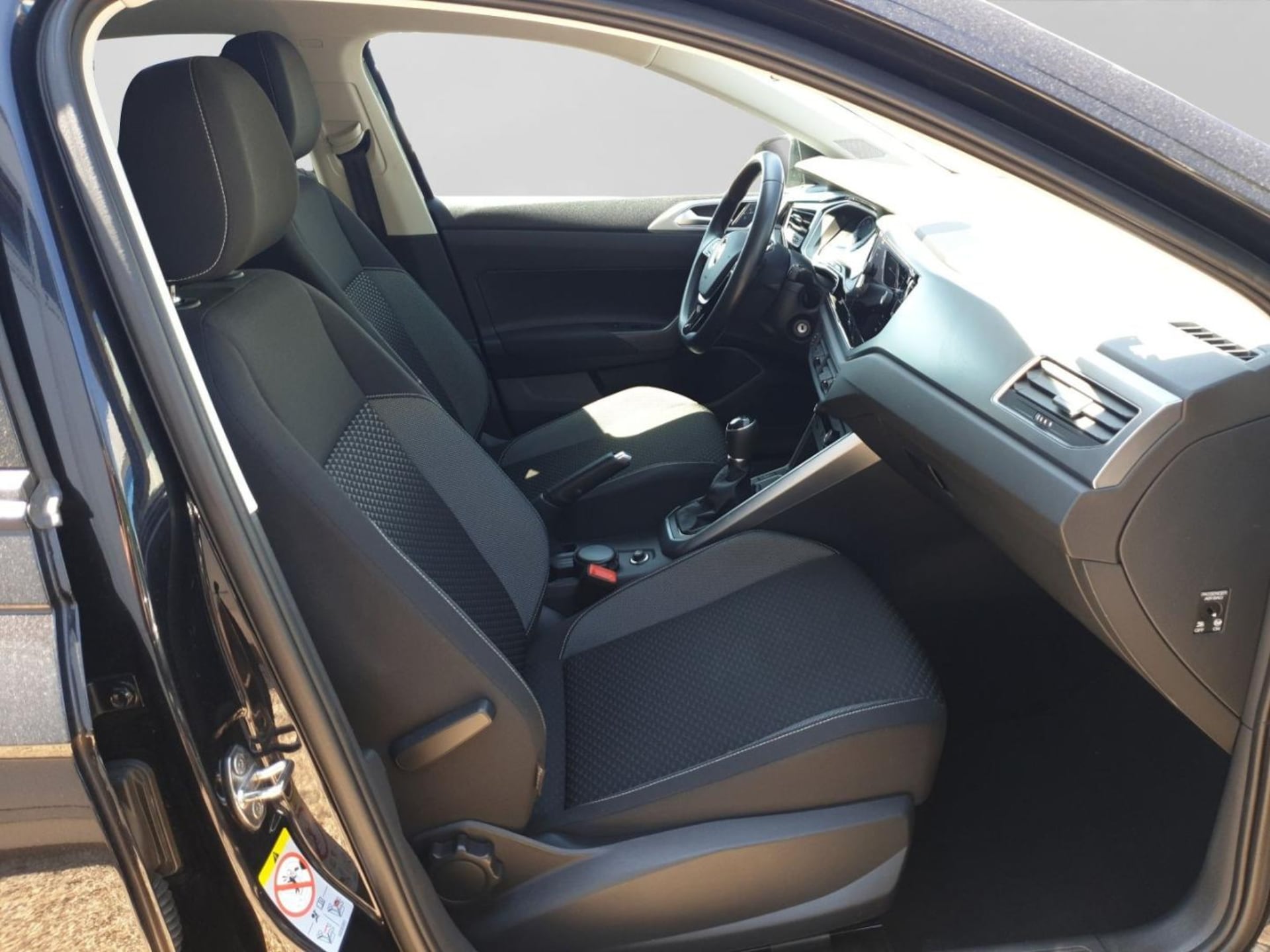Volkswagen Polo Active