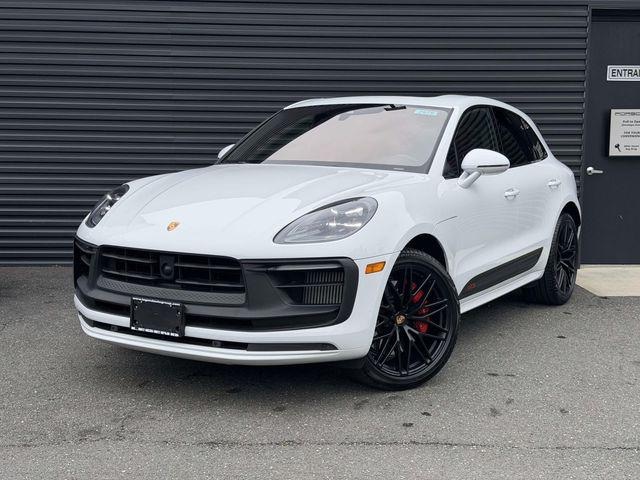 Photo of 2024 Porsche Macan 