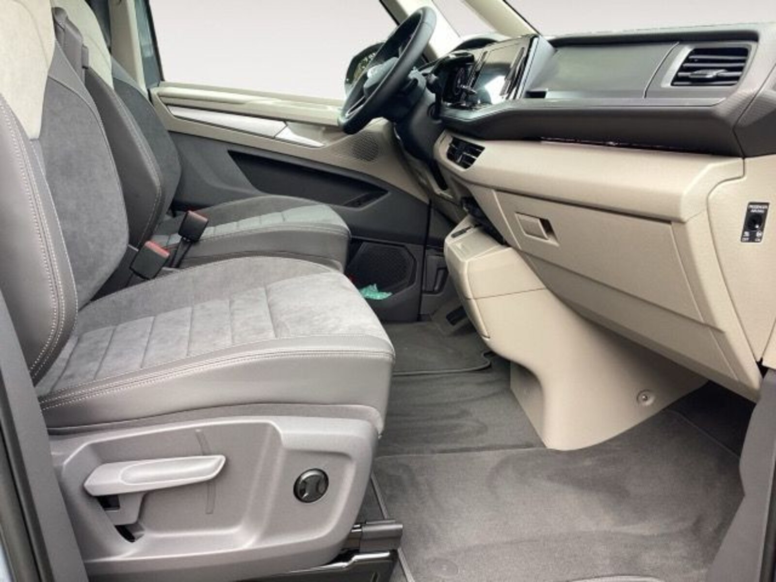 Volkswagen Multivan Langversion – Bild 15
