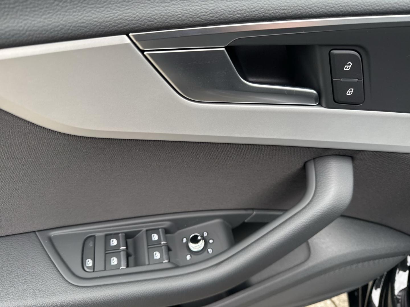 Image about Audi A4 Avant 40 TFSI S tronic