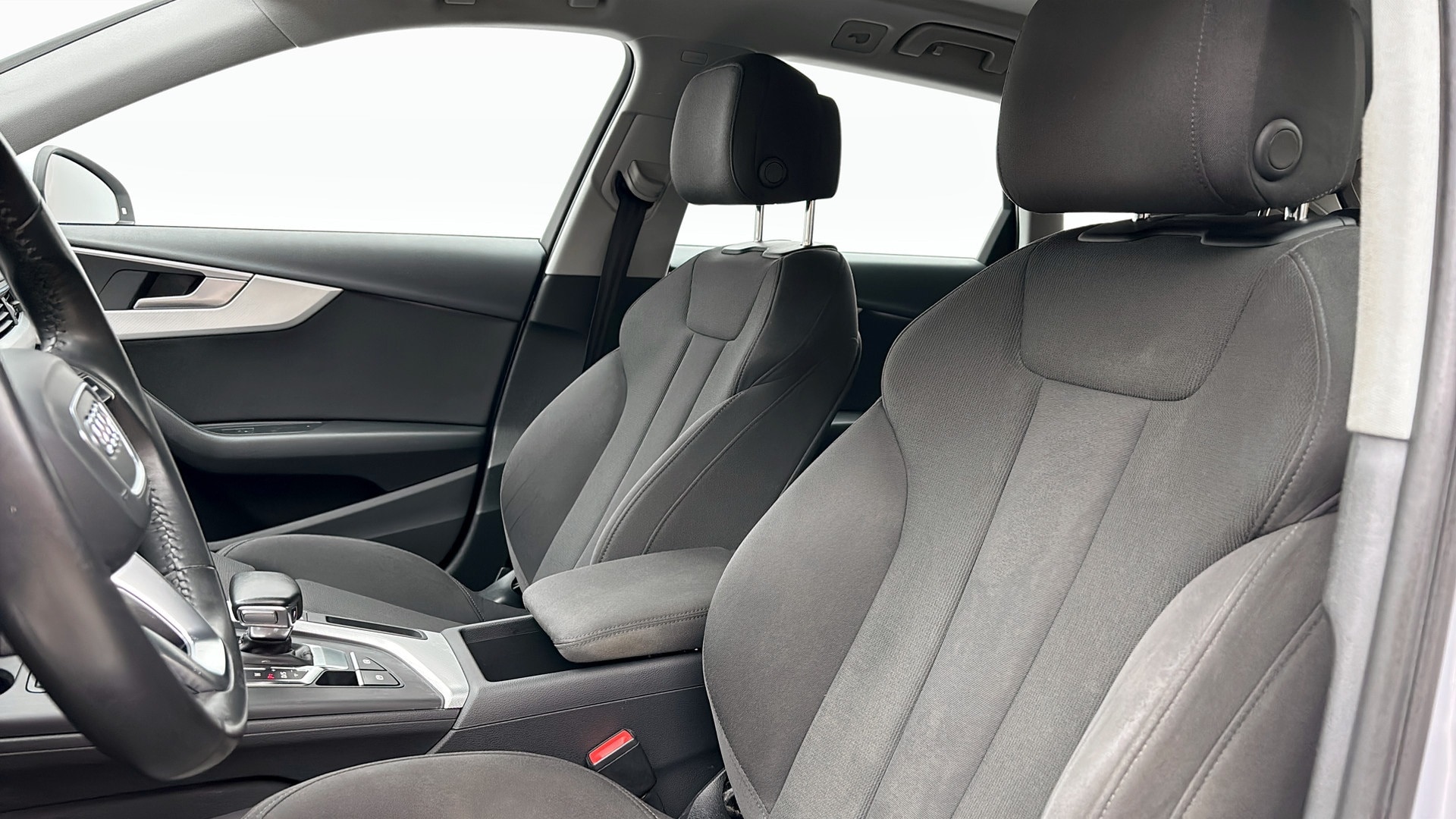 Bild som visar Audi A4 allroad quattro A4 allroad 2.0 TDI quattro 190 hk S tronic - för mer information kontakta din Audi Partner