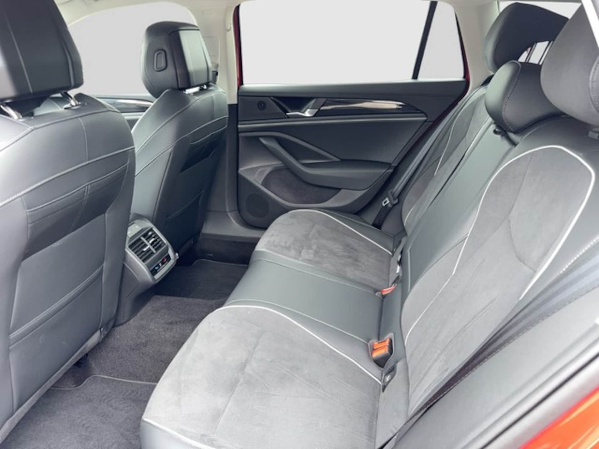 Volkswagen Passat Business