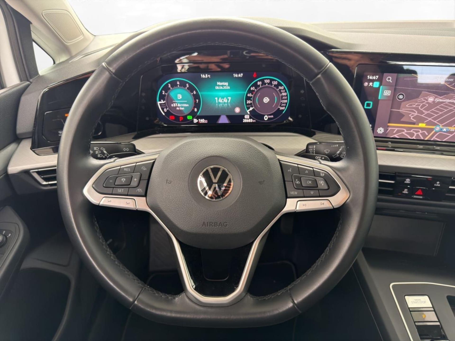 Volkswagen Golf Life