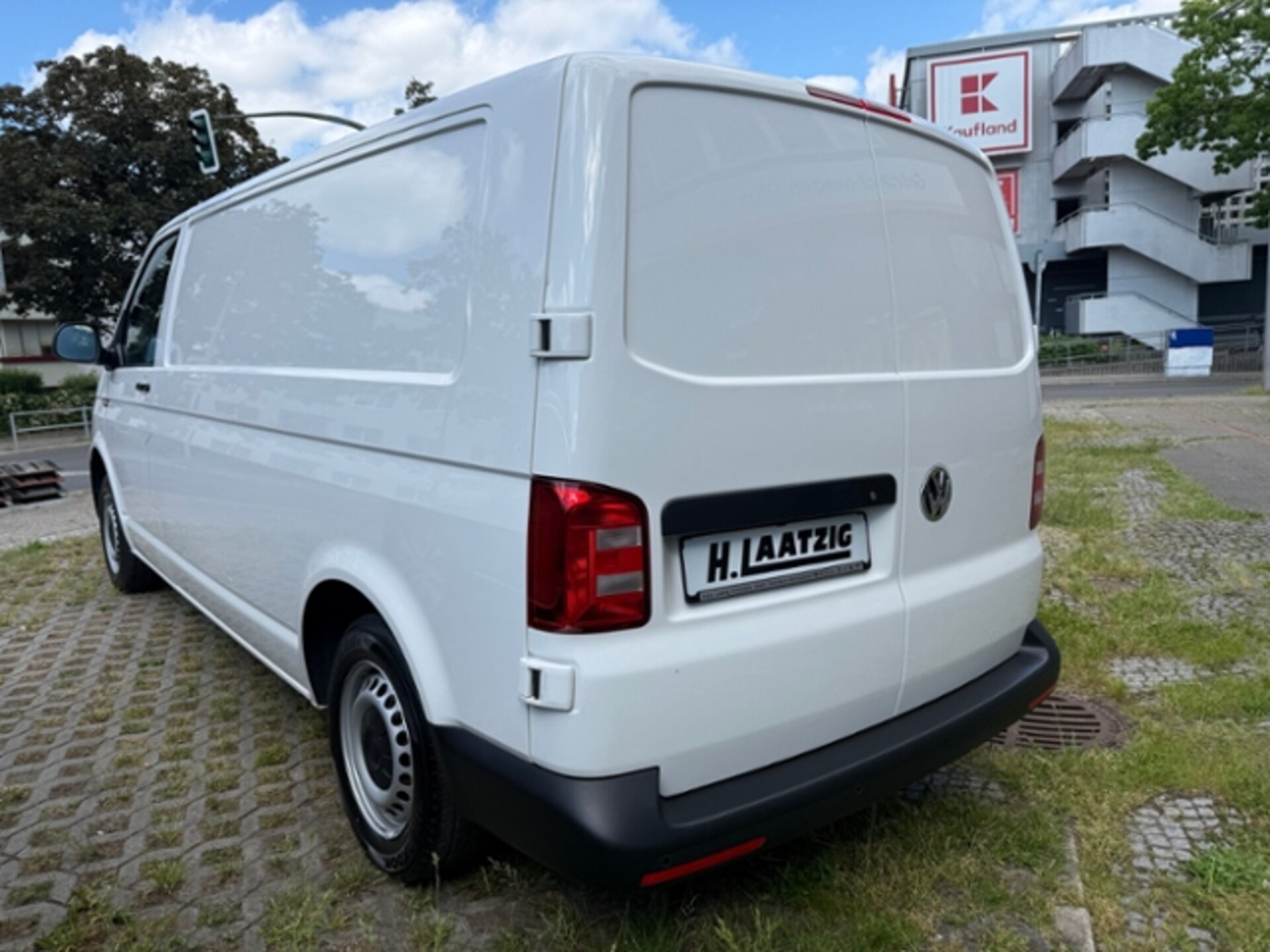 Volkswagen T6 Transporter Kasten langer Radstand