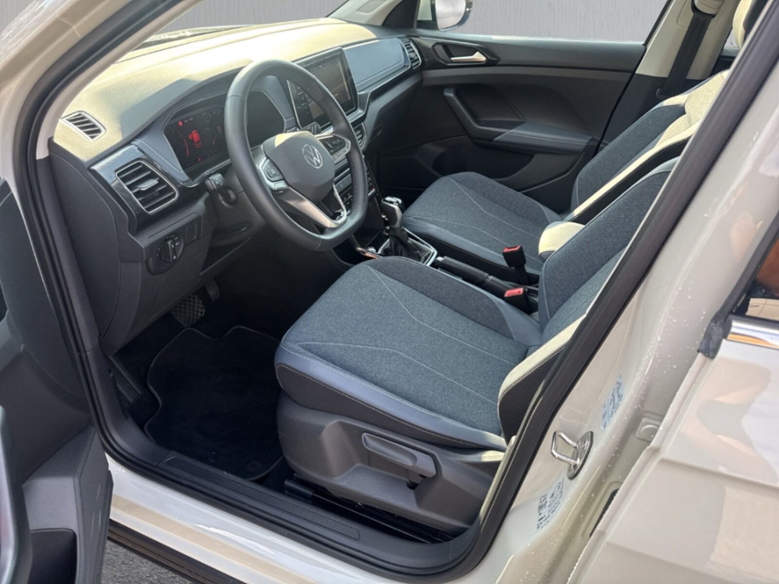 Volkswagen T-Cross – Bild 13