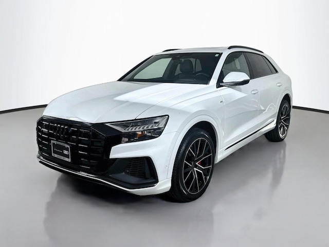 Photo of 2023 Audi Q8
