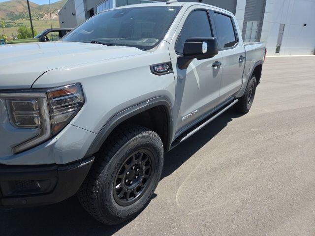 2024 GMC Sierra