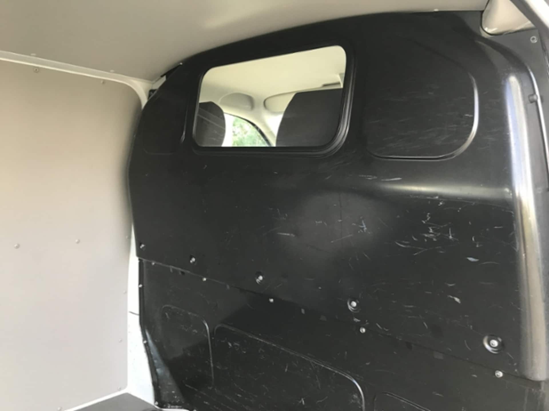 Volkswagen T6 Transporter Kasten kurzer Radstand