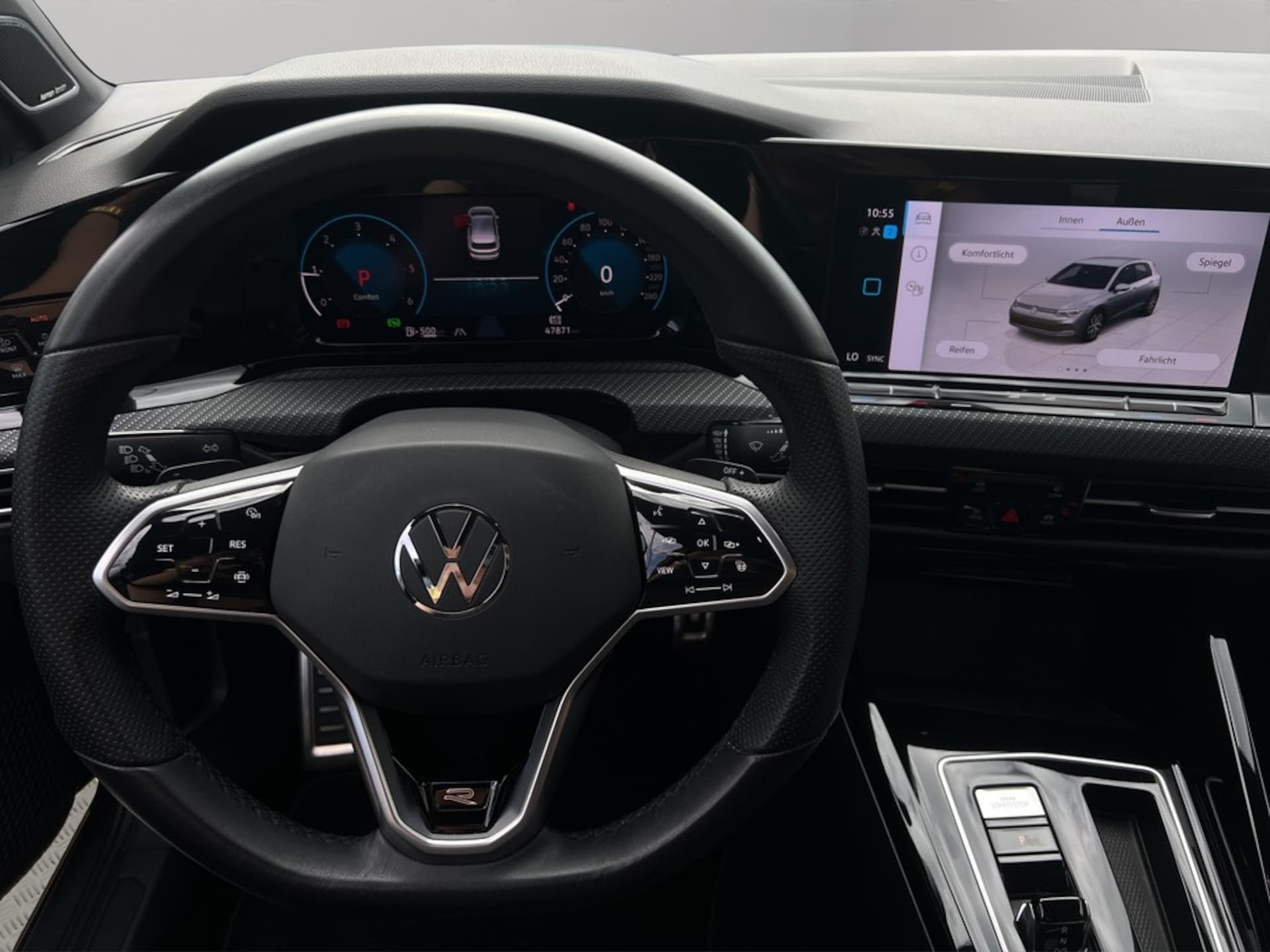 Volkswagen Golf R-Line