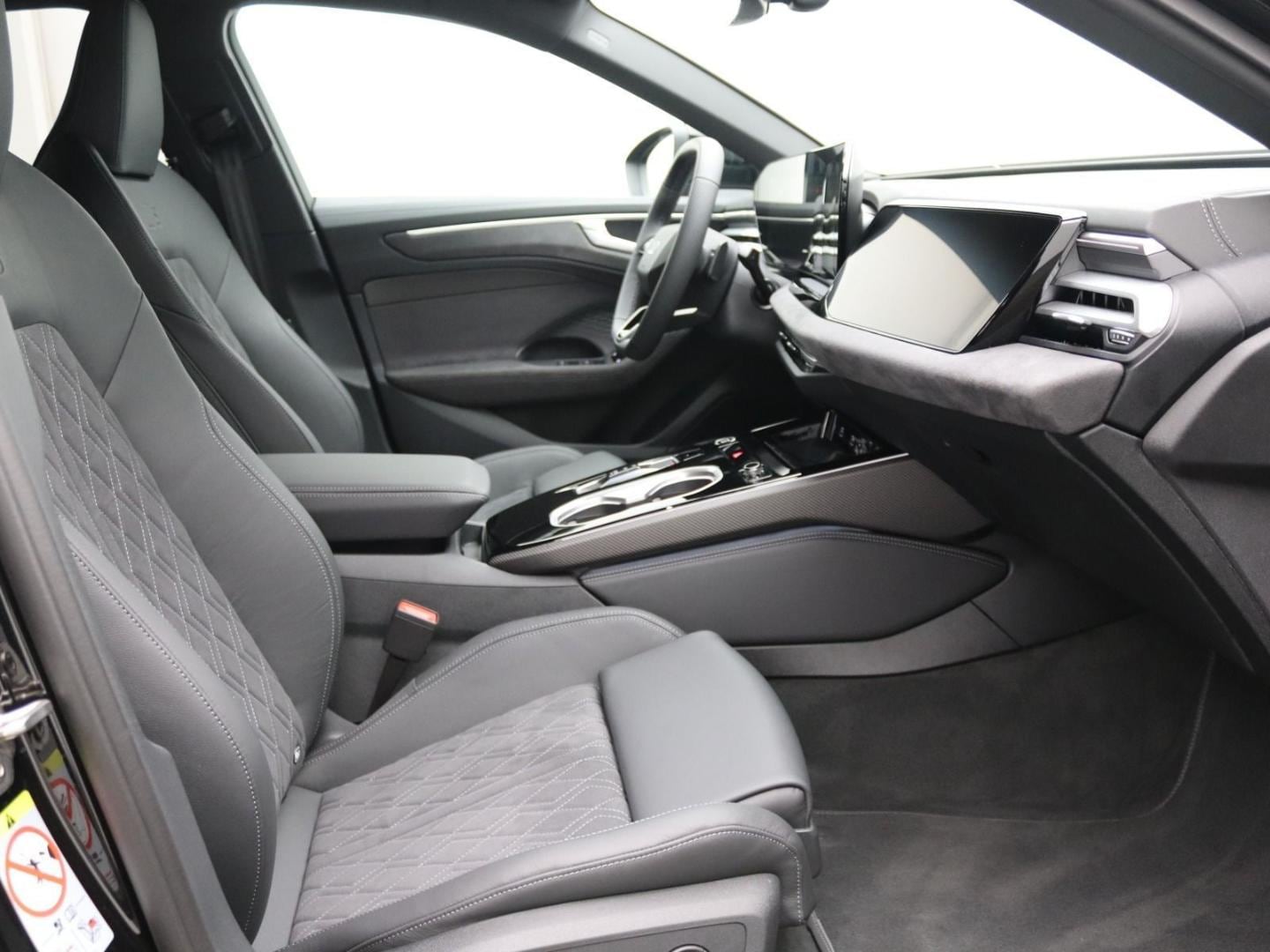 Bild über Audi A6 Limousine edition one TDI quattro 150 kW S tronic - für weitere Informationen kontaktieren Sie den Audi Partner
