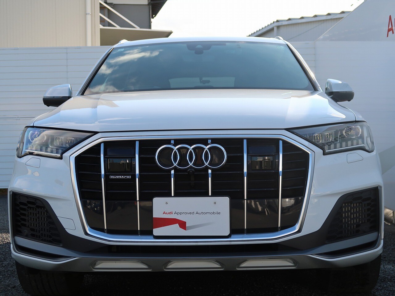 Image about Audi Q7 55 TFSI quattro S line
