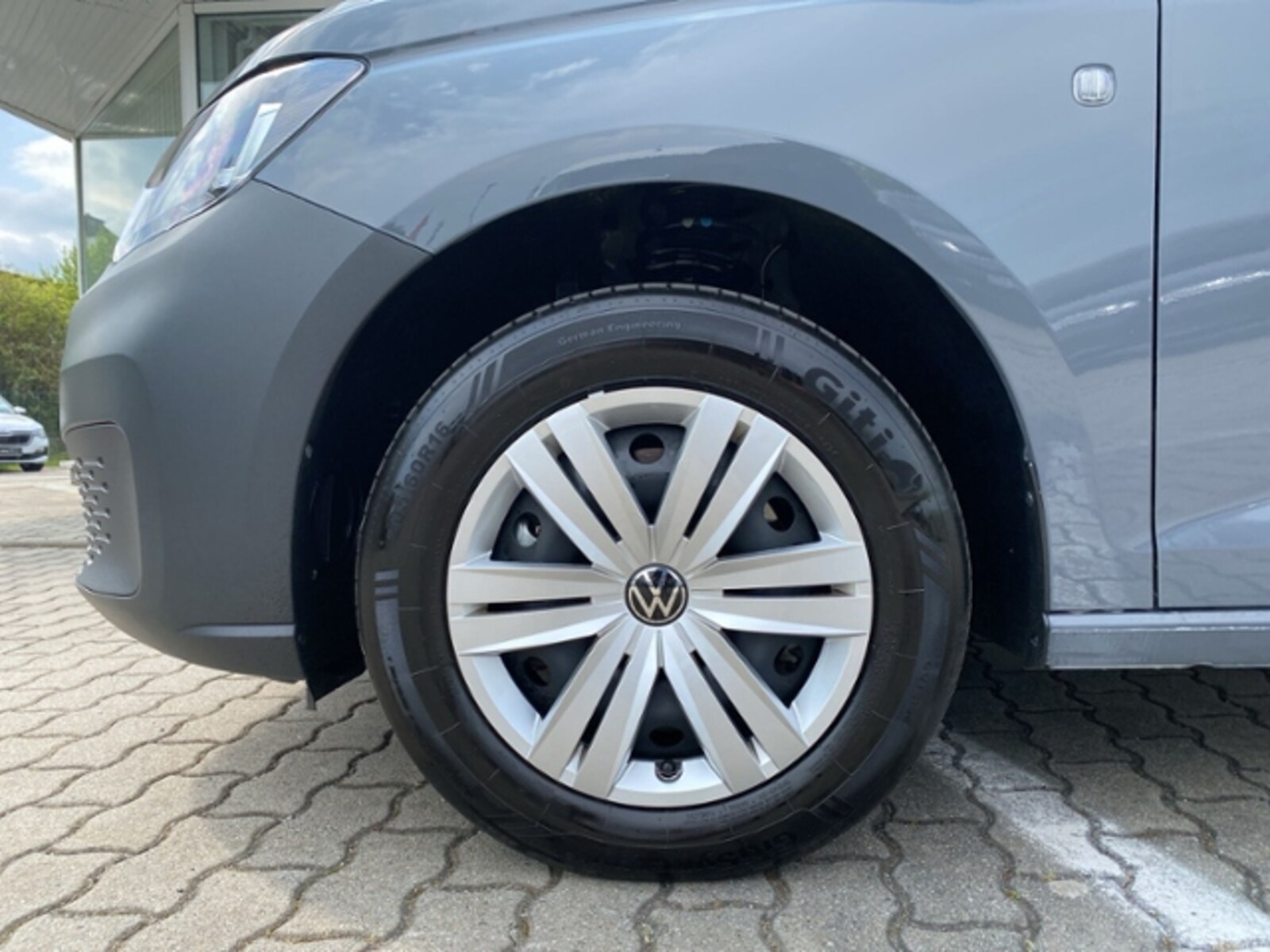 Volkswagen Caddy Maxi Cargo – Bild 8