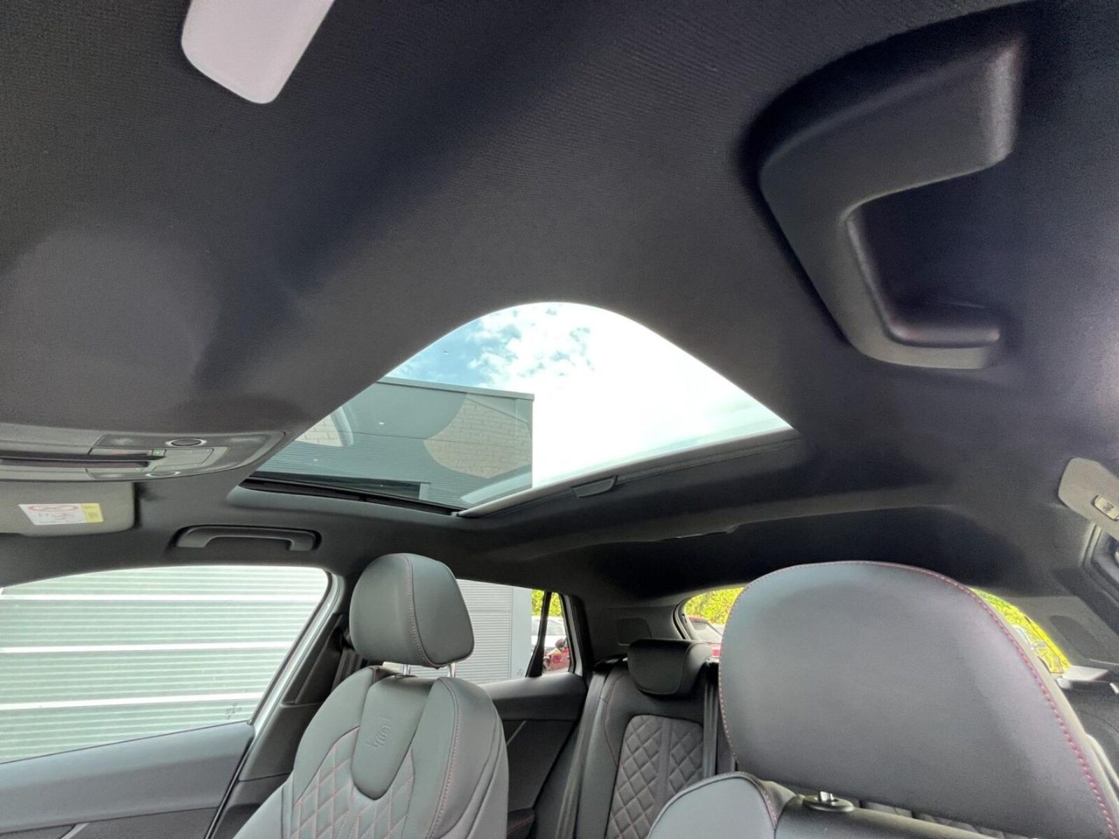 Audi SQ2 – Bild 17