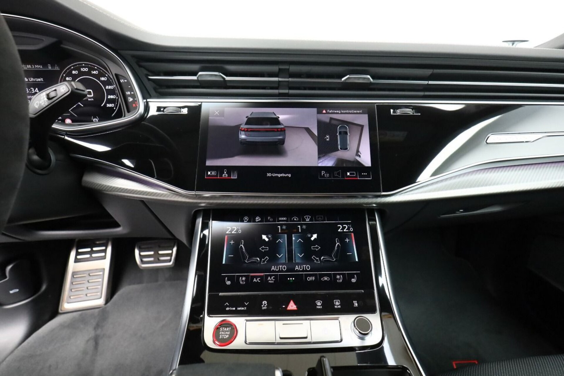 Audi RS Q8 SUV performance