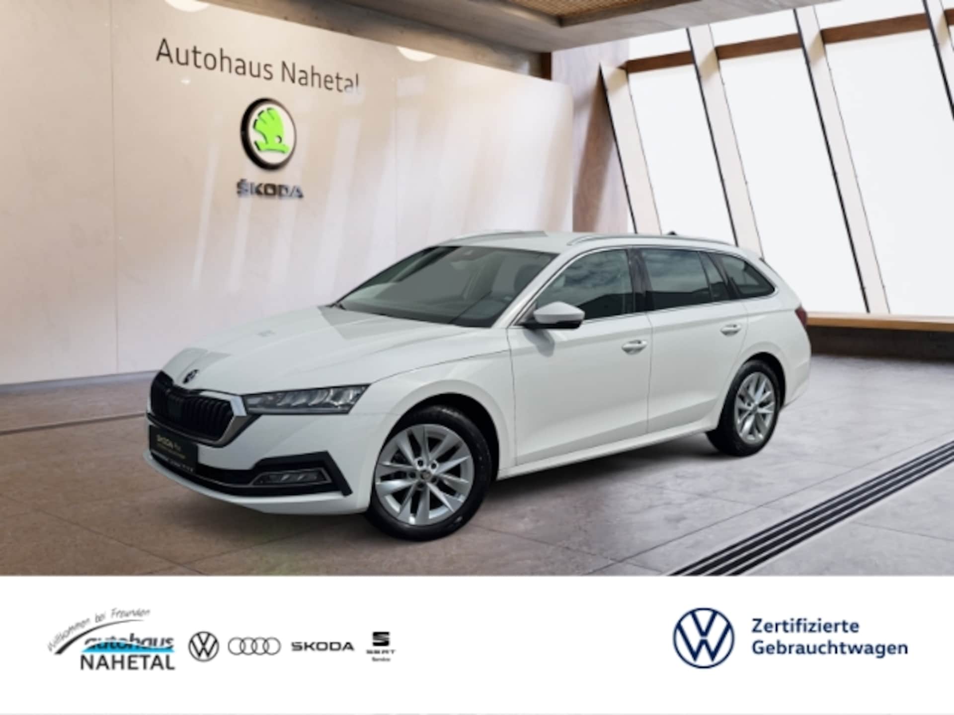 Skoda Octavia Combi 2023 — Combi 1,5TSI Style LED NAVI COL. HEAD-UP ACC 17'' KESSY E-SITZE SIDE ASS. 2Z-KLIMA