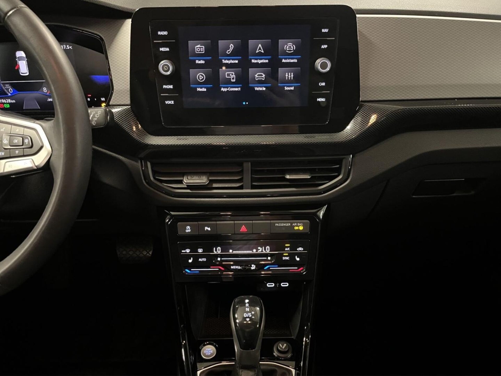 Volkswagen T-Cross Life