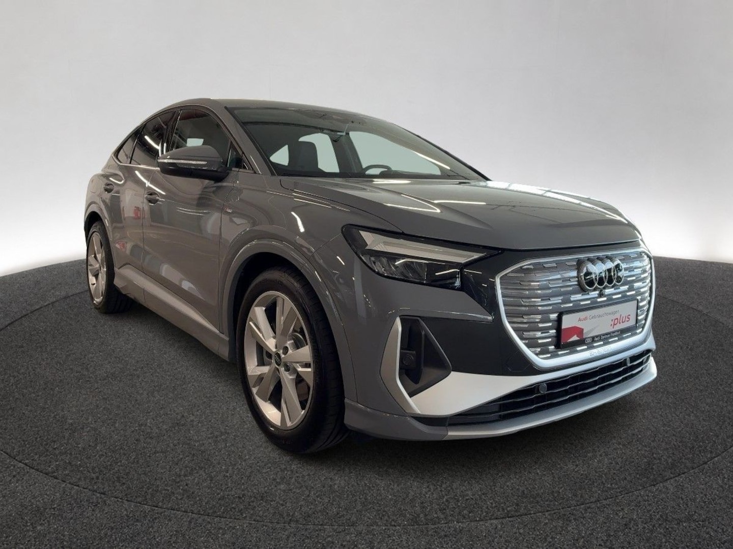 Bild über Audi Q4 Sportback e-tron 45 e-tron - für weitere Informationen kontaktieren Sie den Audi Partner