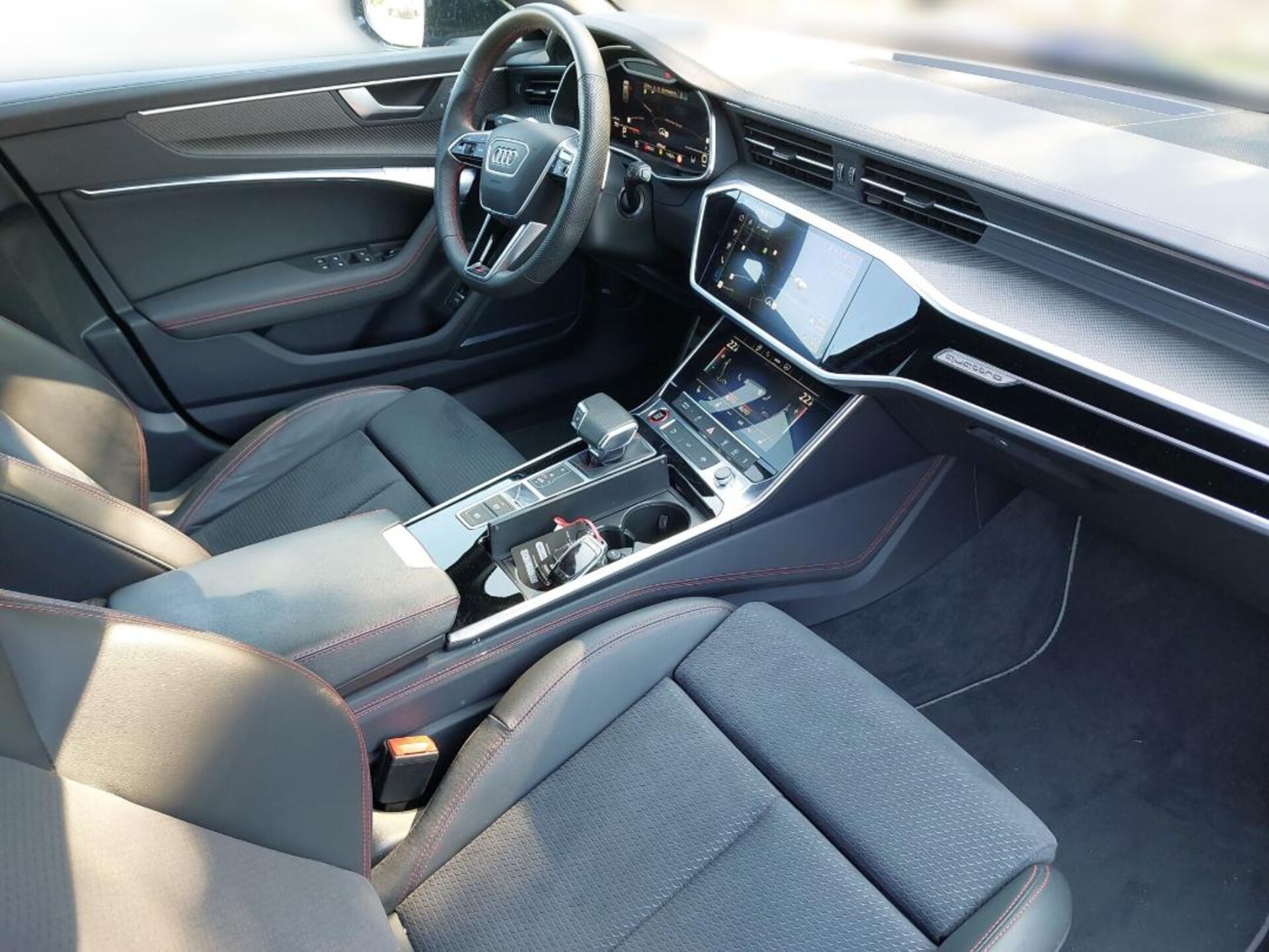 Audi S6 Avant