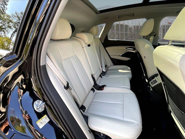 2026 Audi Q5 Premium - Photo 10
