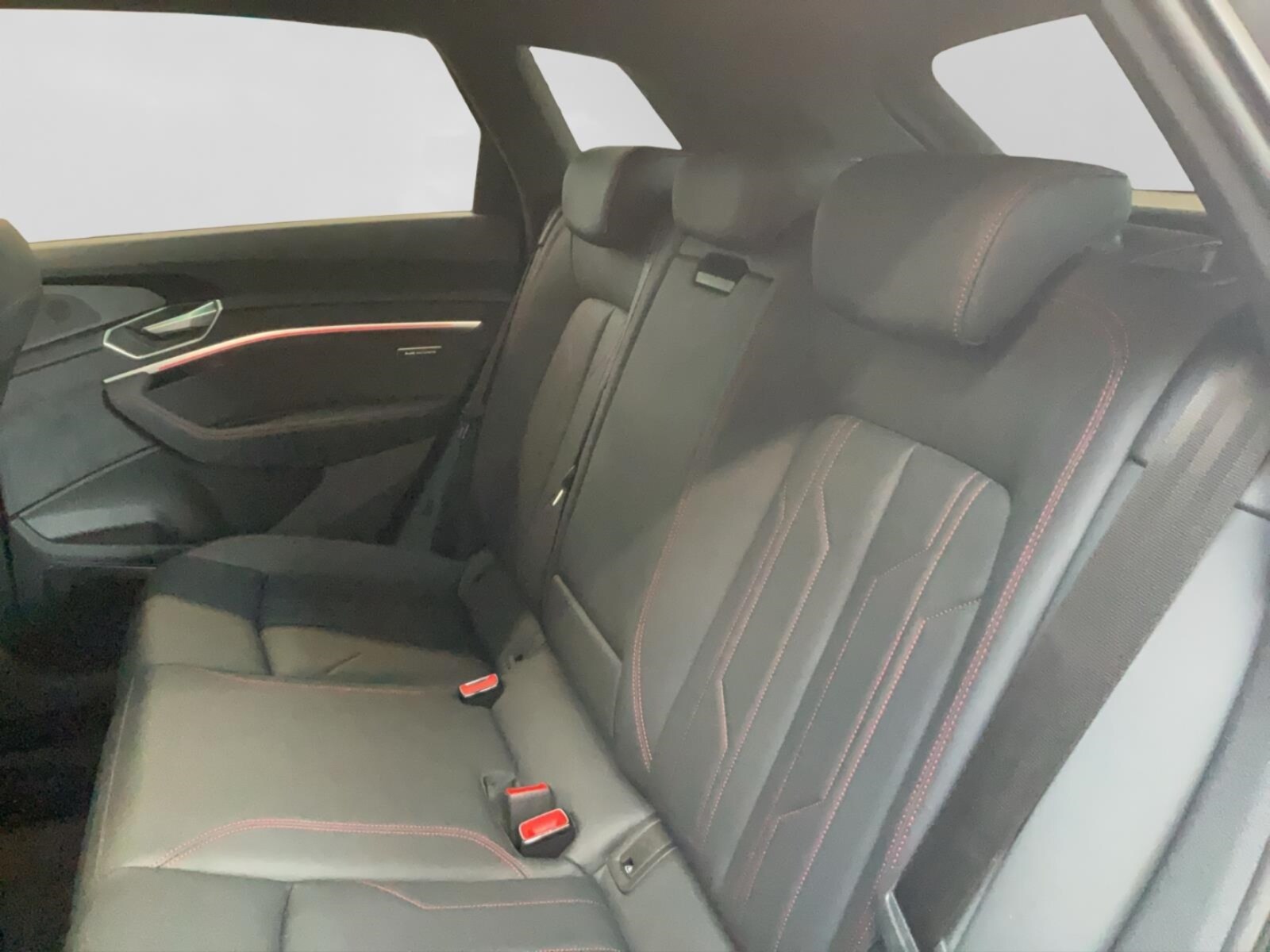 Audi Q8 e-tron – Bild 13