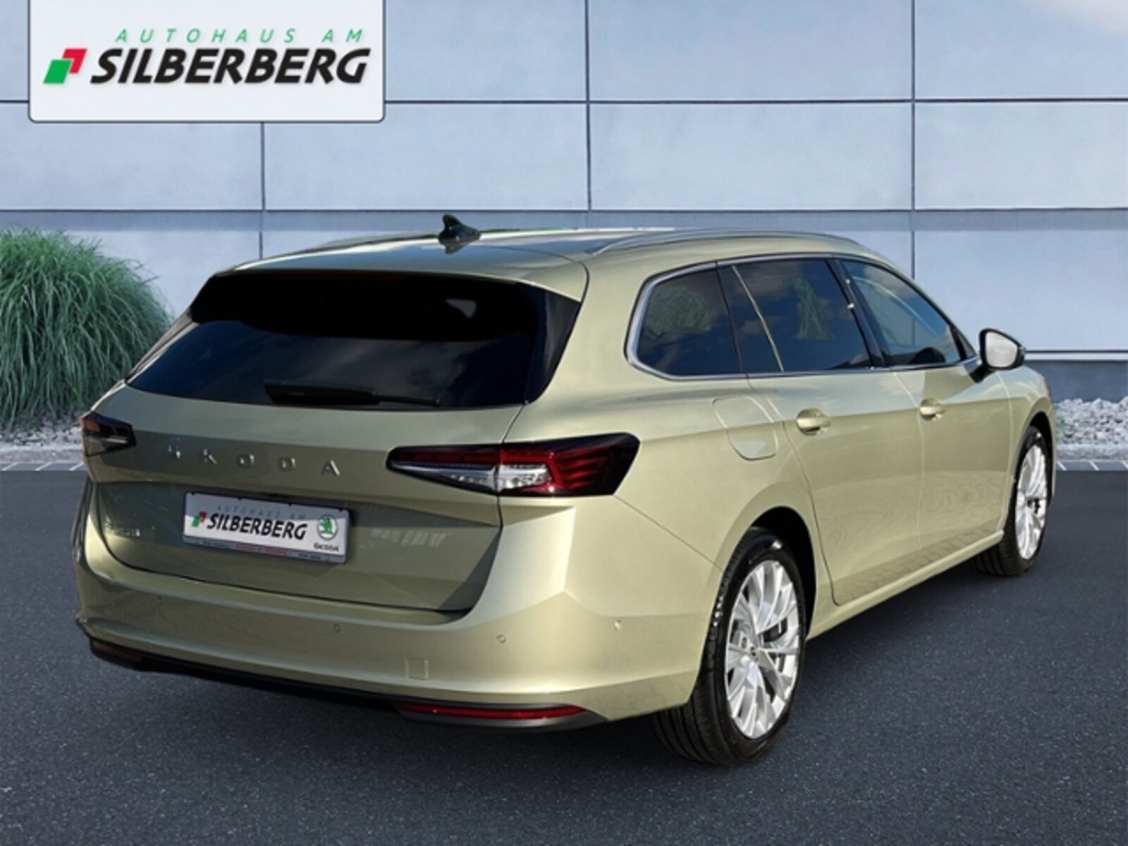 Škoda Superb Combi – Bild 4