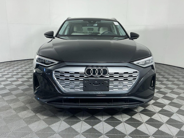 2024 Audi Q8 e-tron