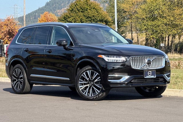 2025 Volvo XC90 Plug-In Hybrid