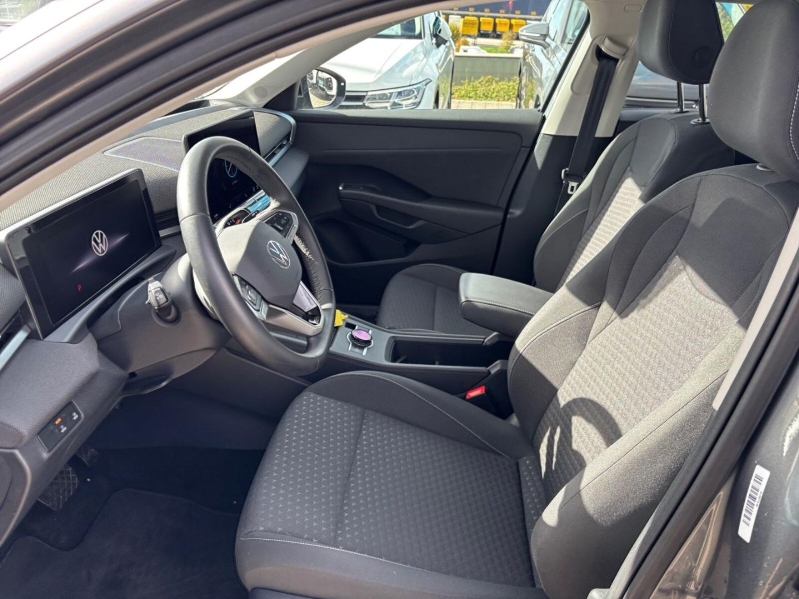 Volkswagen T-Roc – Bild 10