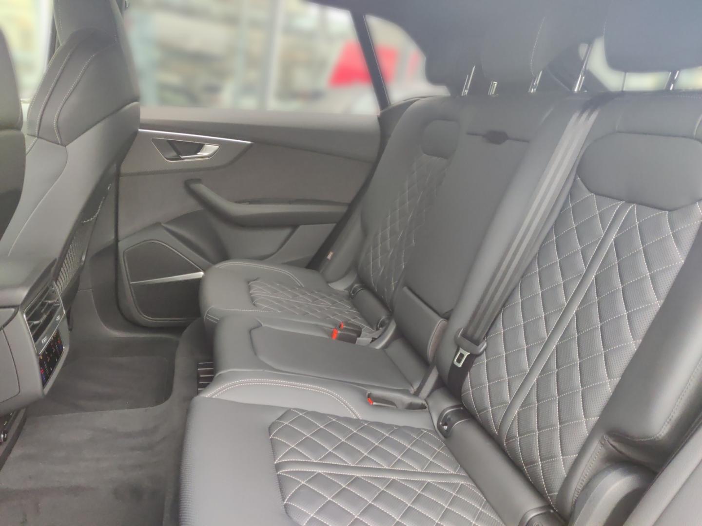 Image about Audi SQ8 SUV TFSI quattro tiptronic