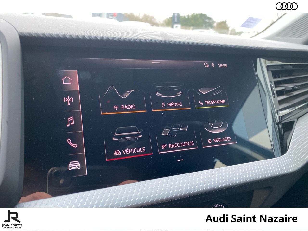 Image about Audi A1 citycarver Design 30 TFSI 85 kW (116 ch) 6 vitesses