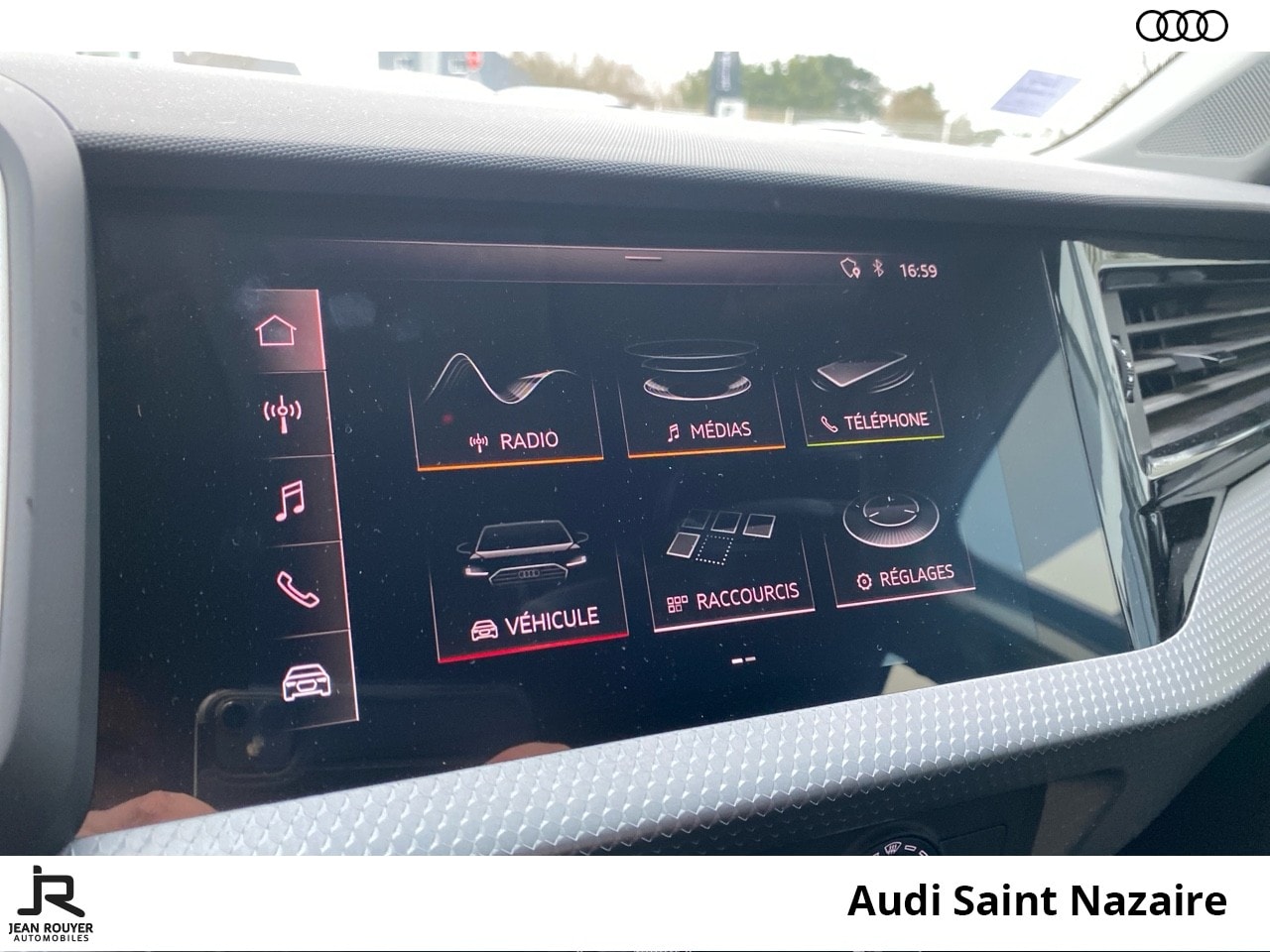 Image about Audi A1 citycarver Design 30 TFSI 85 kW (116 ch) 6 vitesses