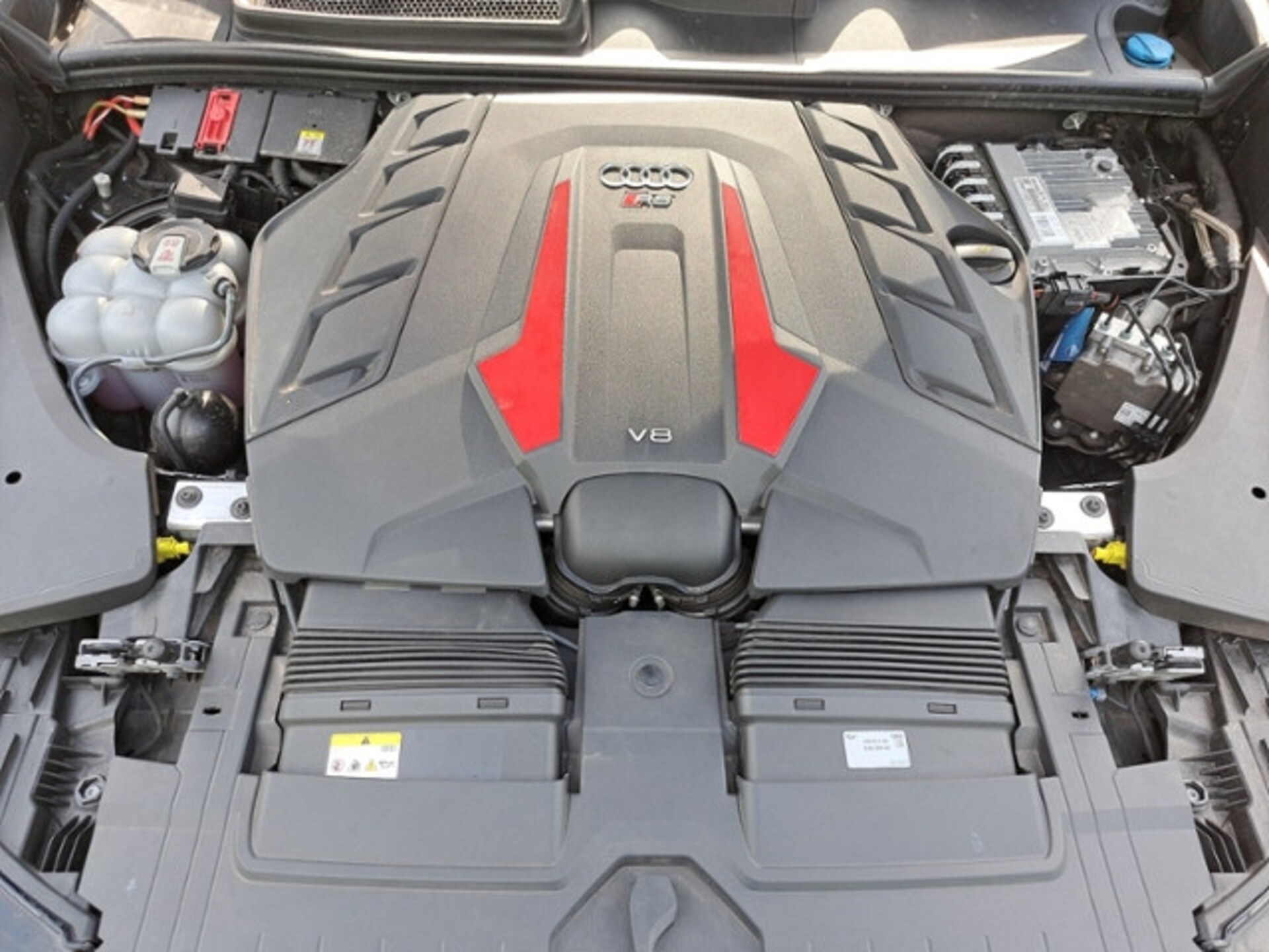 Audi RS Q8 SUV