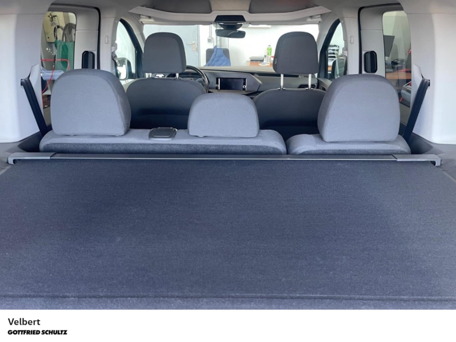 Volkswagen Caddy Basis-Modell