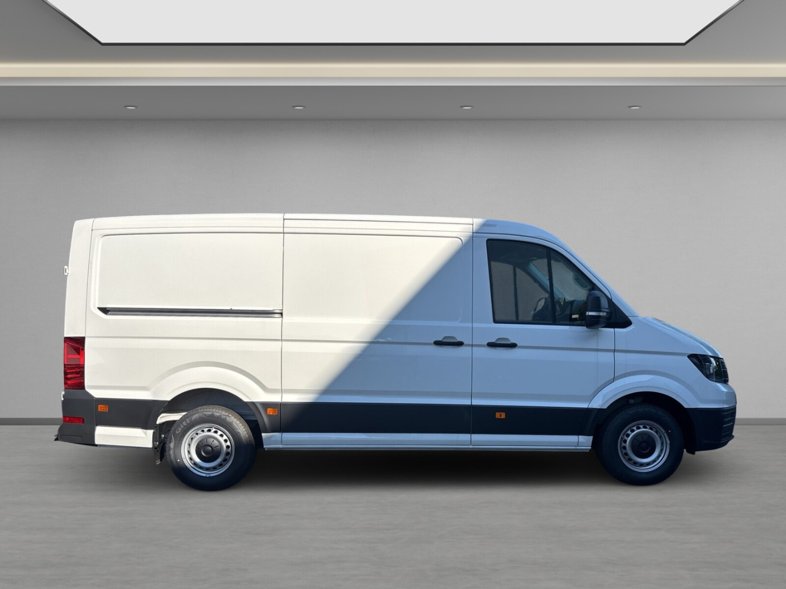 Volkswagen Crafter Kasten mittlerer Radstand – Bild 3
