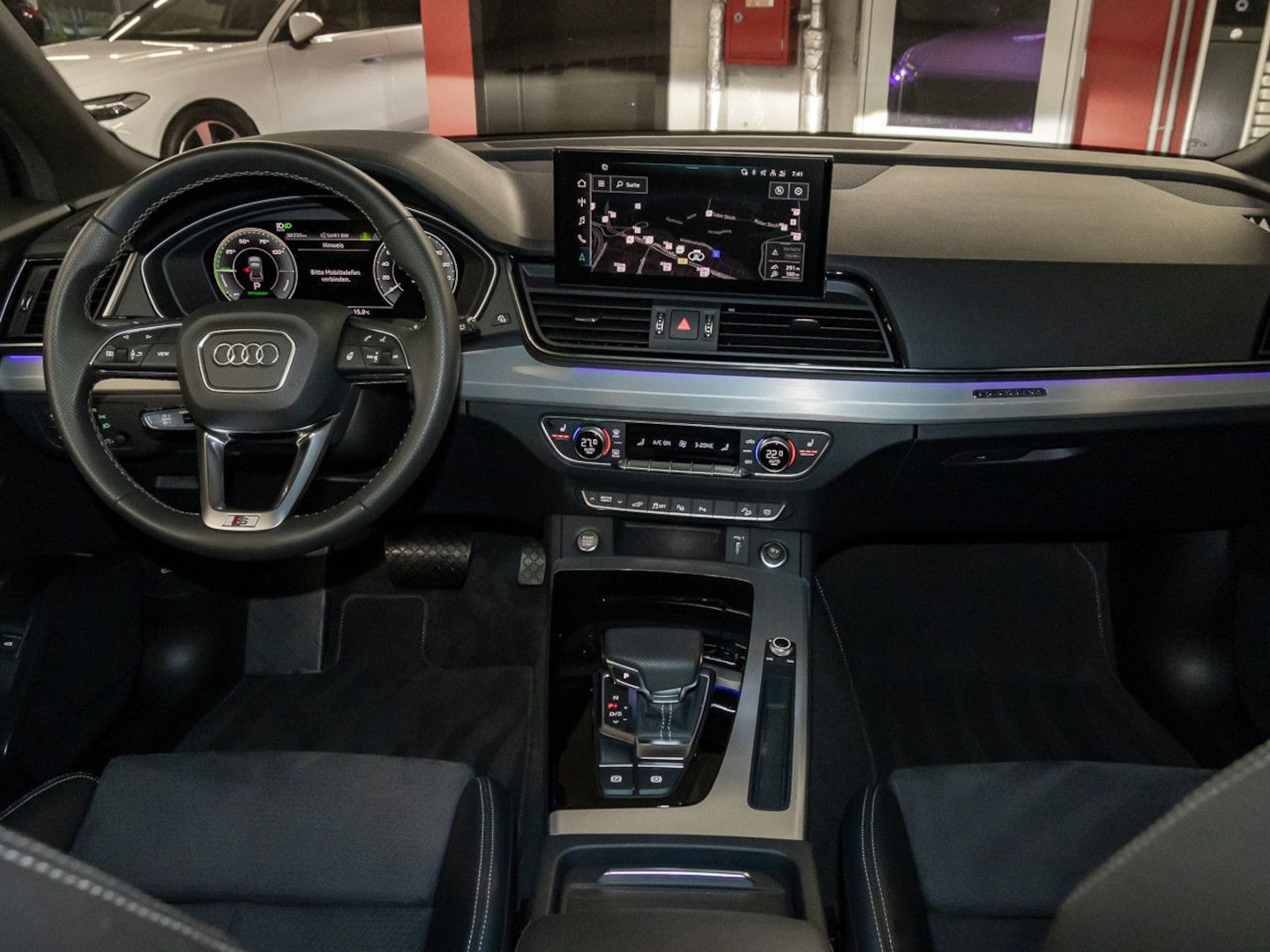Bild über Audi Q5 TFSI e S line 50 TFSI e quattro S tronic - für weitere Informationen kontaktieren Sie den Audi Partner