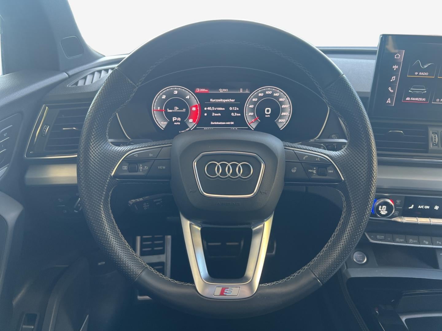 Image about Audi Q5 S line 40 TDI quattro 150 kW (204 PS) S tronic