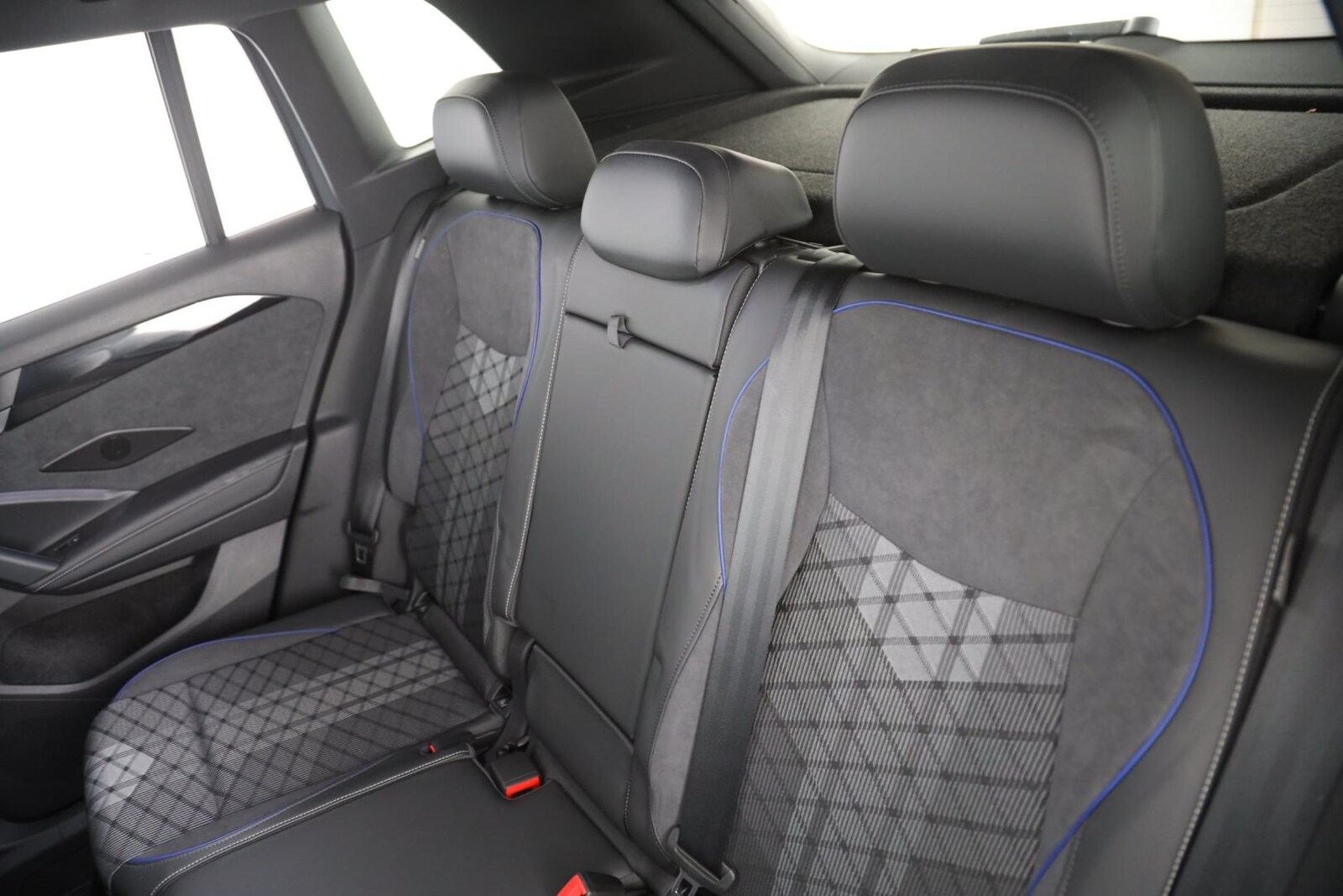Volkswagen Tiguan – Bild 13