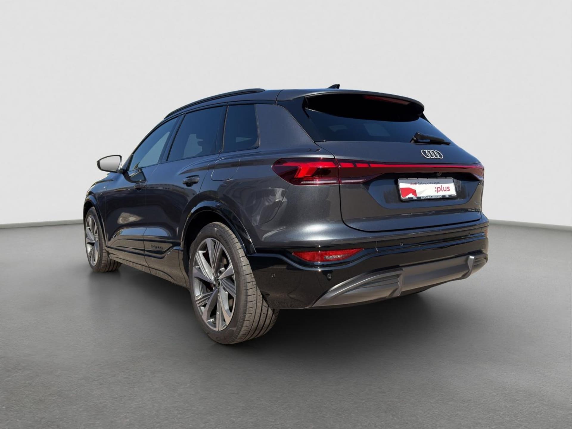 Audi Q6 SUV e-tron