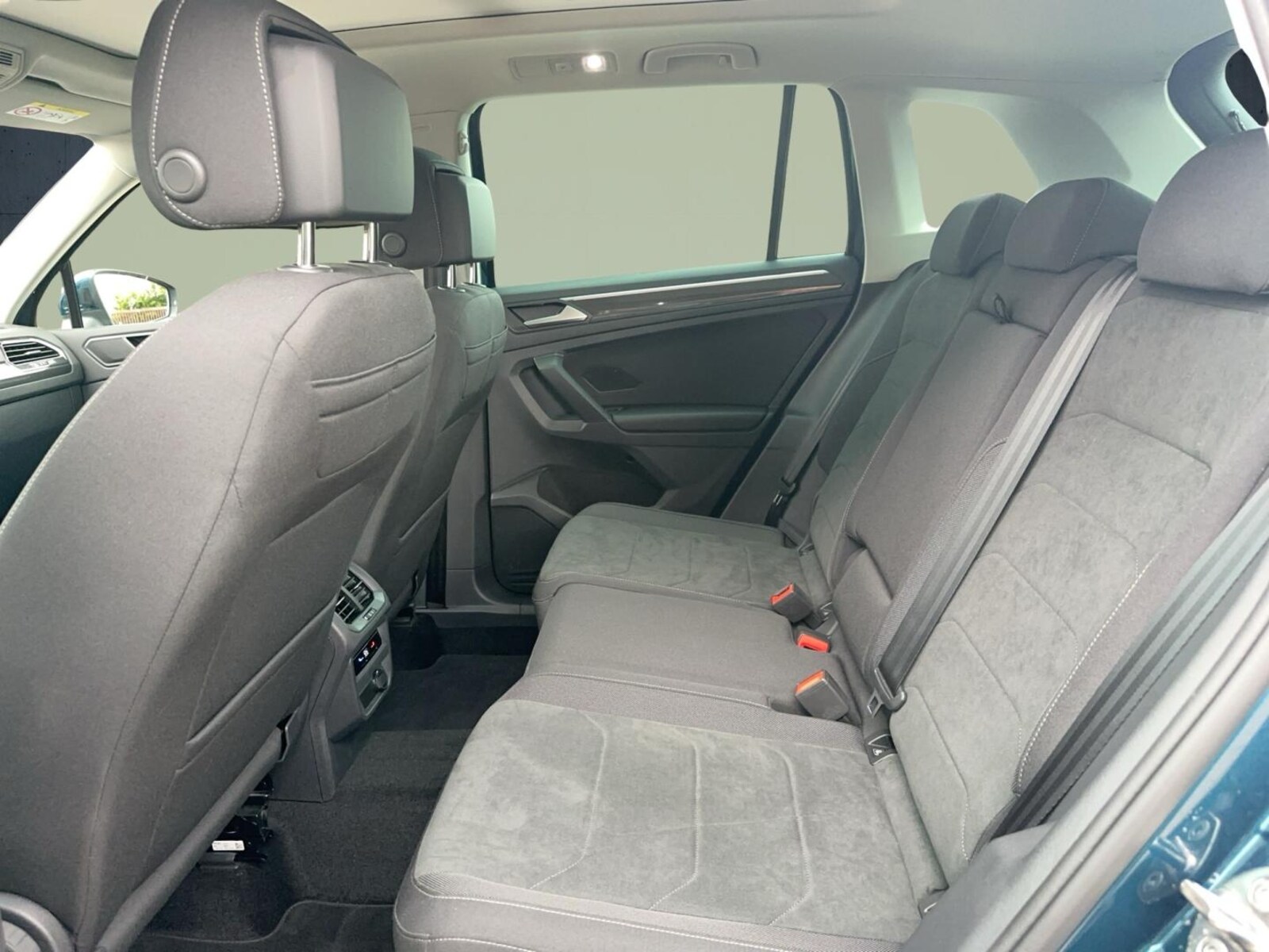 Volkswagen Tiguan – Bild 12