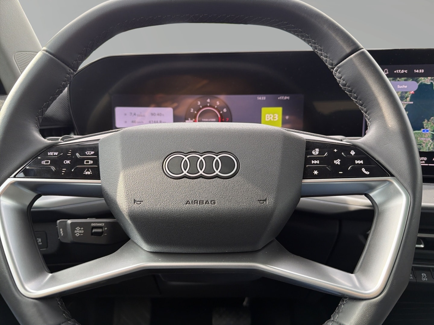 Bild über Audi Q3 SUV TFSI 110 kW S tronic - für weitere Informationen kontaktieren Sie den Audi Partner