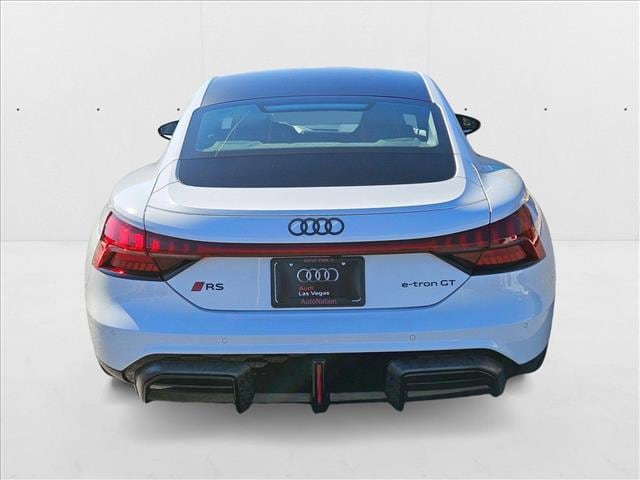 2025 Audi RS e-tron GT Performance Base - Photo 8